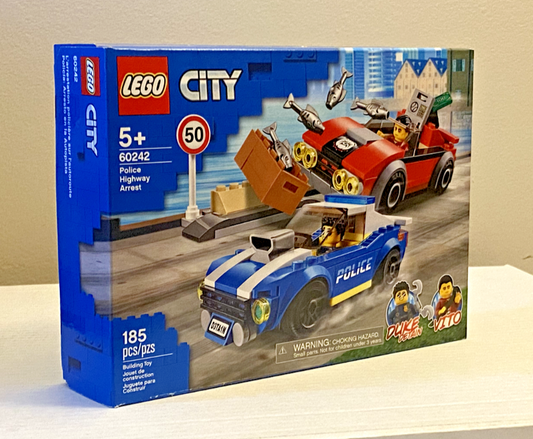 LEGO City - Police Highway Arrest (60242) 185 pcs - MISB